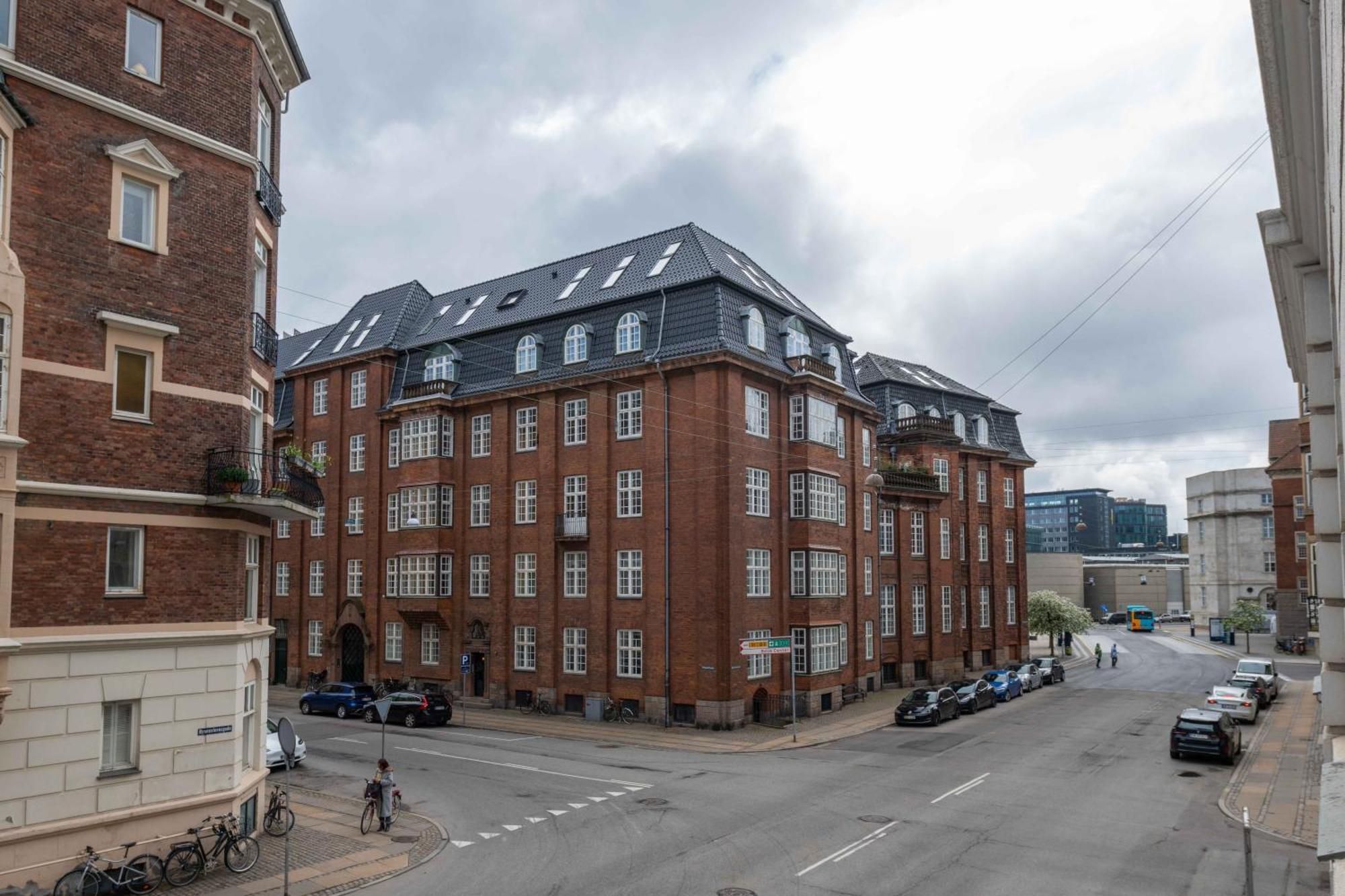 Large Apartment In Central Copenhagen By Tivoli Gardens Exterior foto
